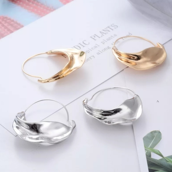 Silver Flower Basket Earrings - Picture 2 of 3